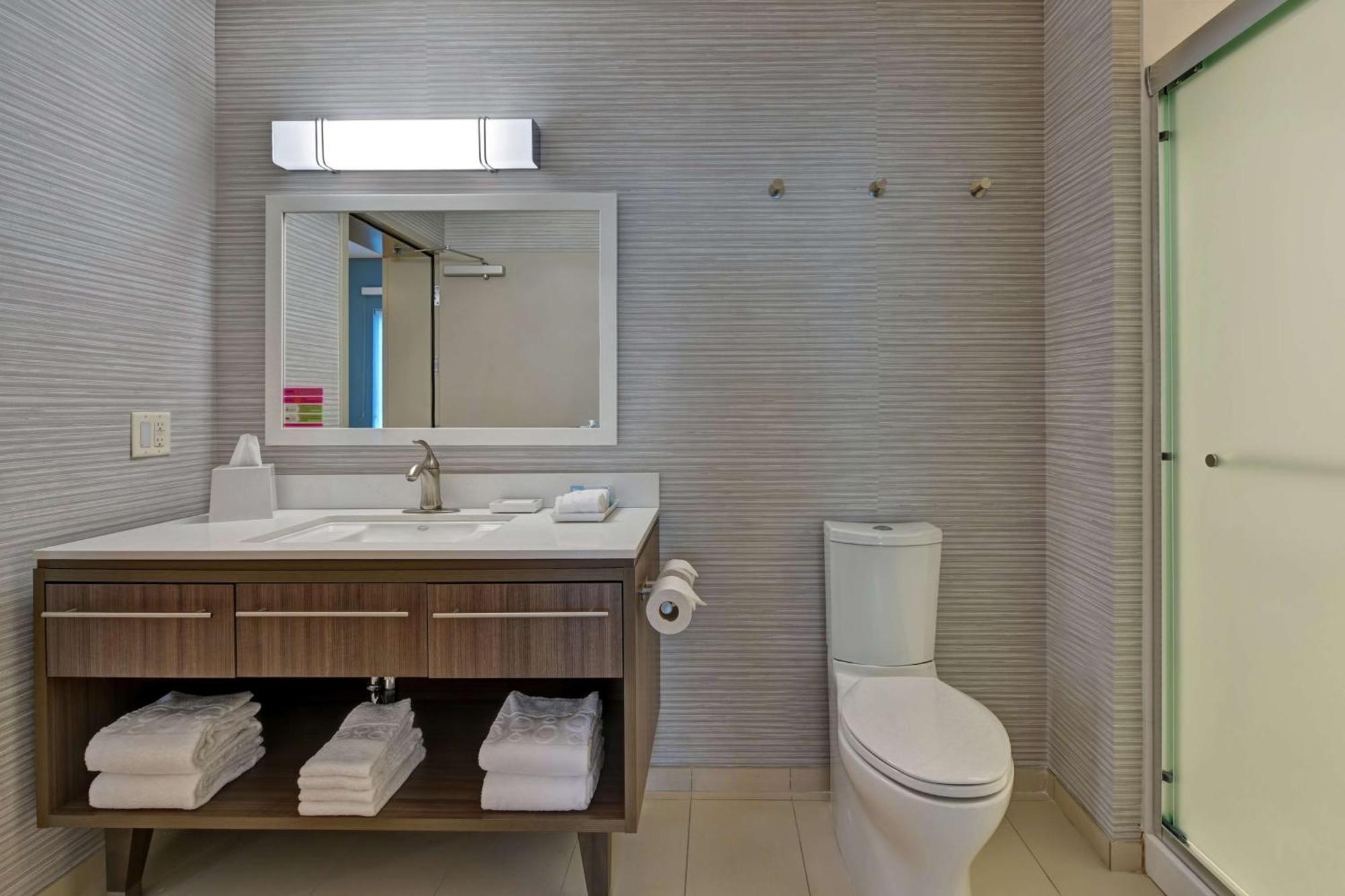 Home2 Suites By Hilton West Palm Beach Airport Cloud Lake Exterior foto